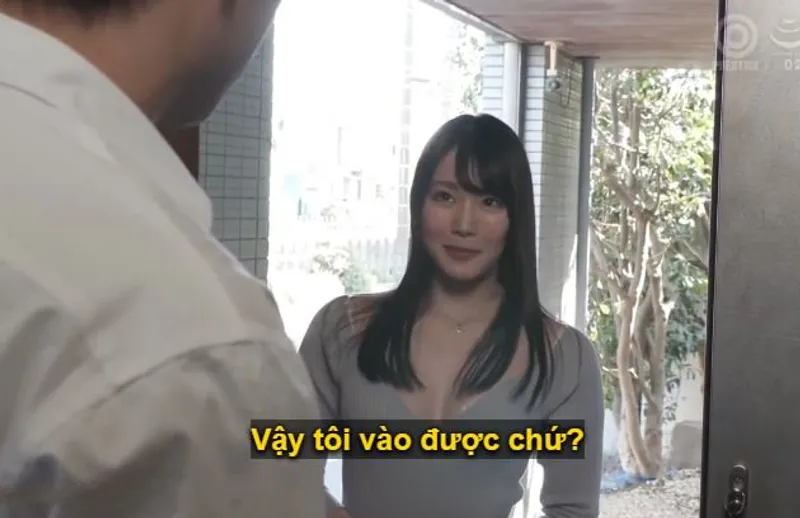 Chàng trai giàu có bị cô em xinh đẹp nhà đối diện, vừa có chồng mới dọn về, chủ động dụ dỗ quan hệ.